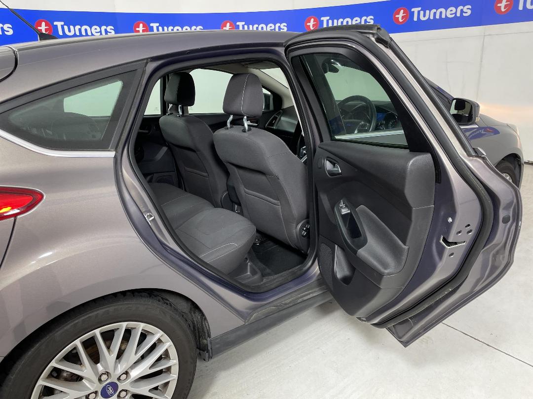 Photo '14' of Ford Focus Sport