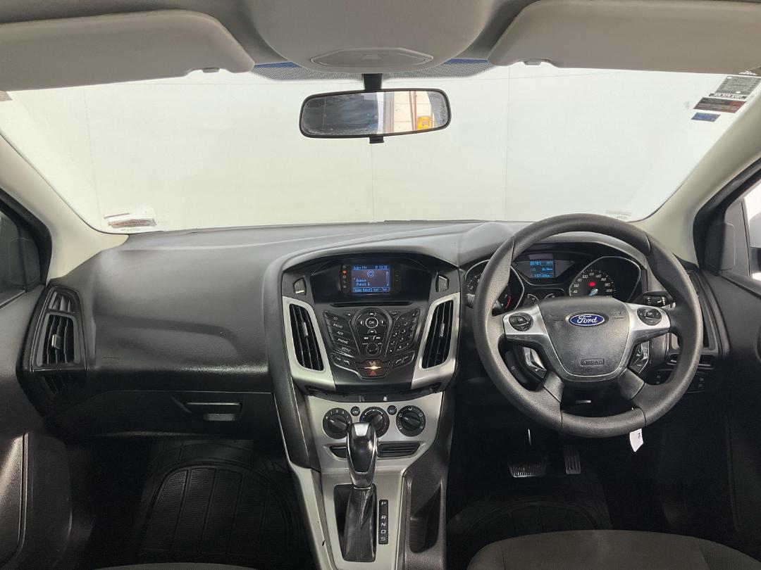 Photo '17' of Ford Focus Photo '17' of Ford Focus