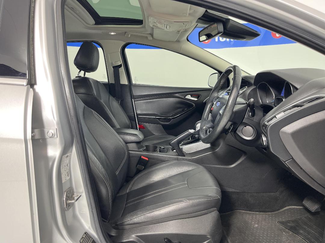 Photo '16' of Ford Focus