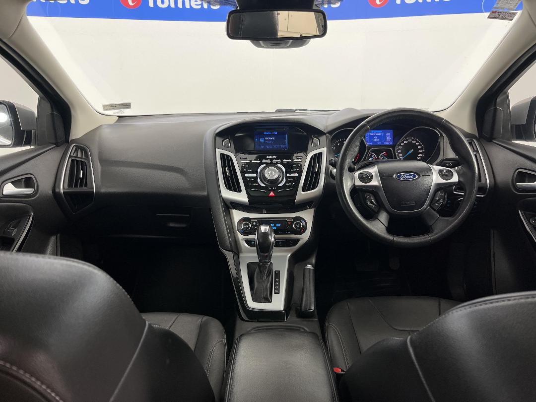 Photo '17' of Ford Focus