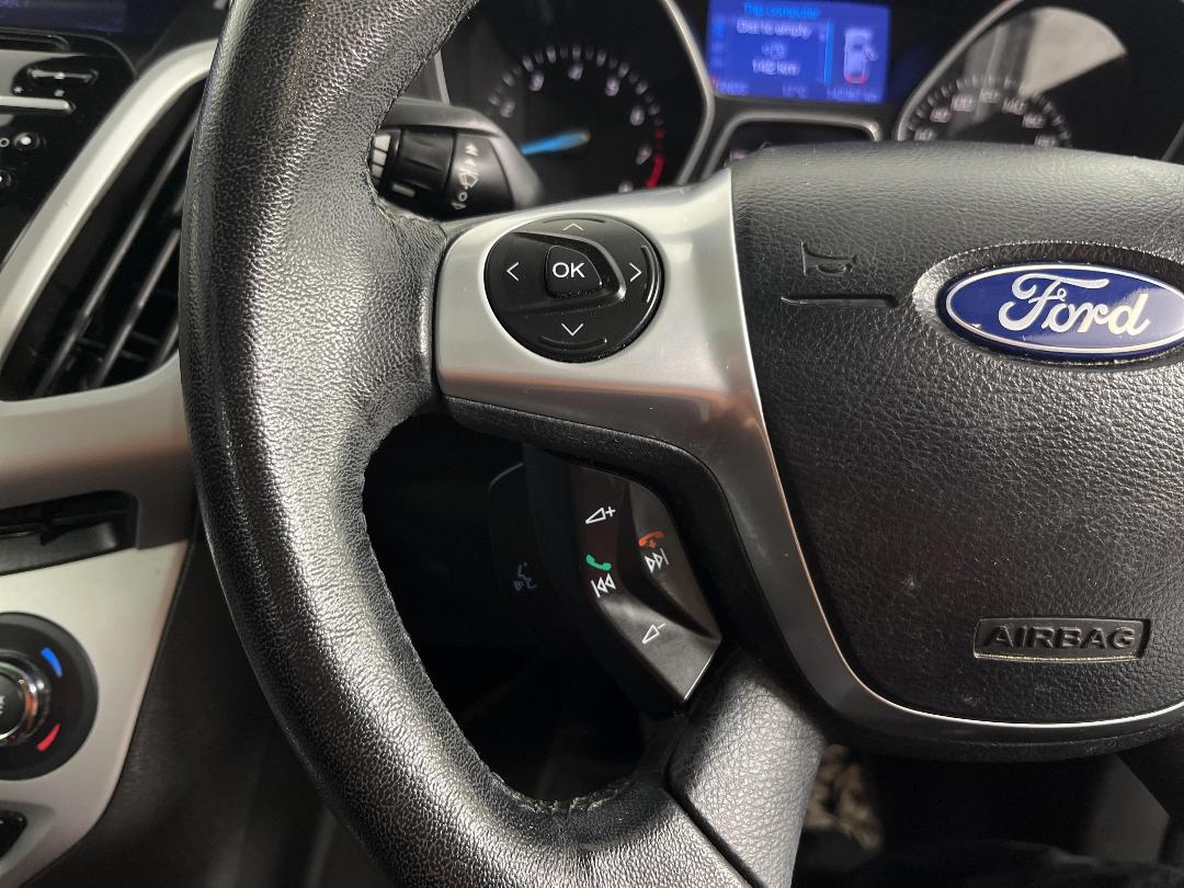 Photo '24' of Ford Focus