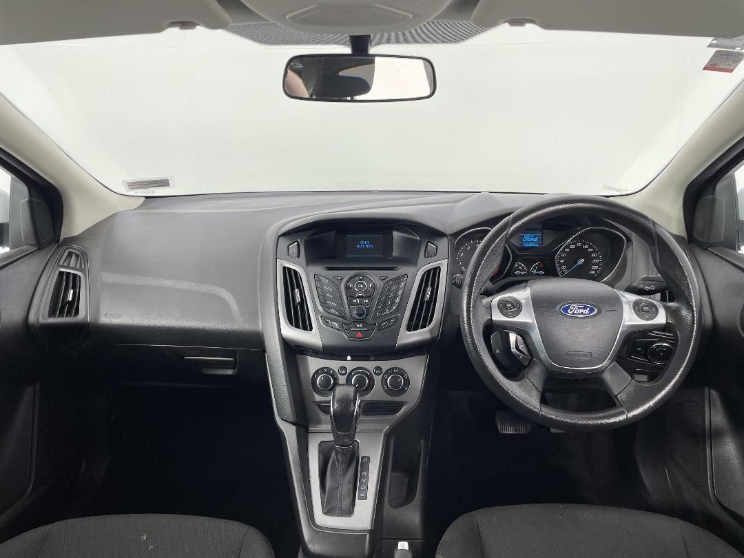 Photo '17' of Ford Focus Photo '17' of Ford Focus