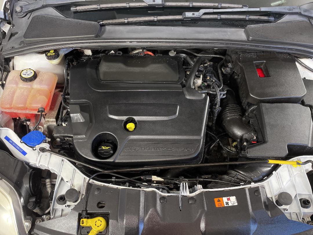 Photo '13' of Ford Focus