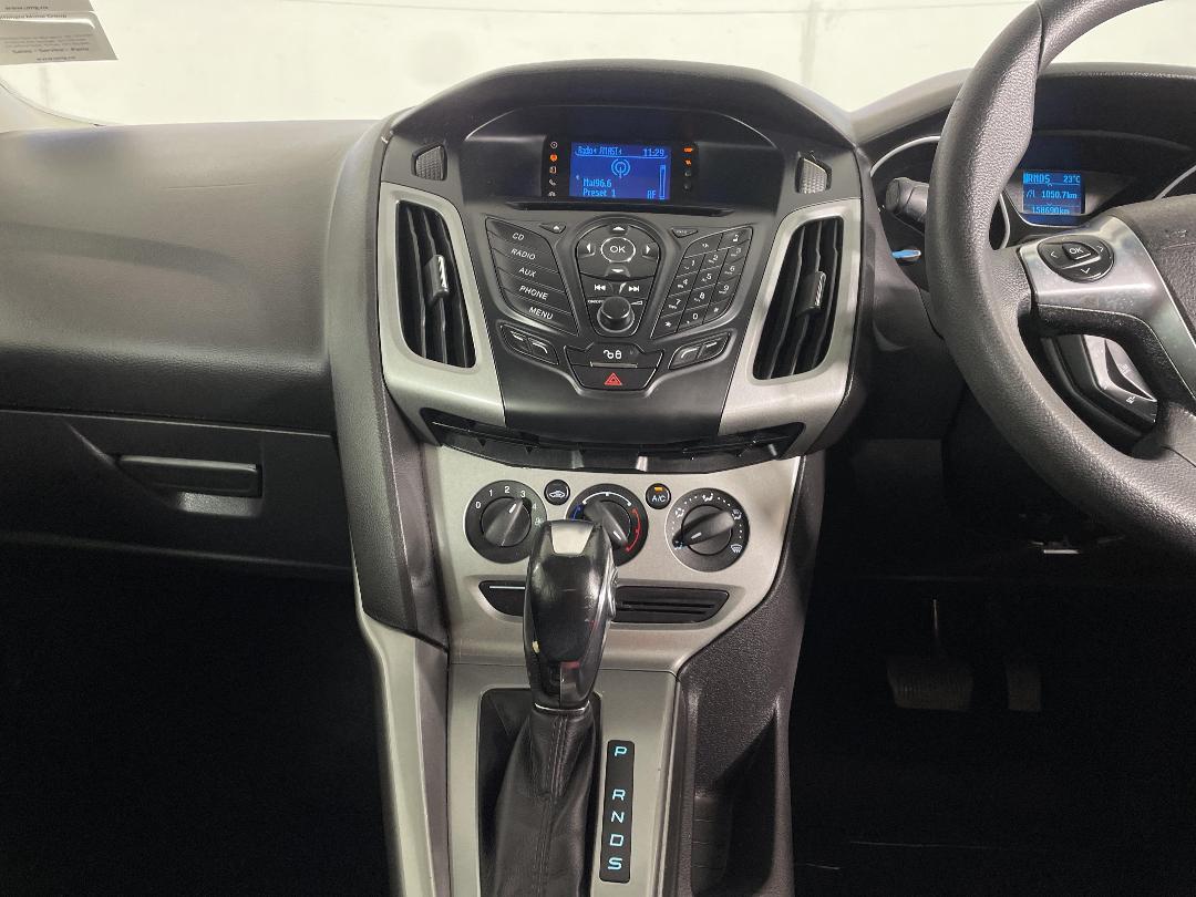 Photo '18' of Ford Focus