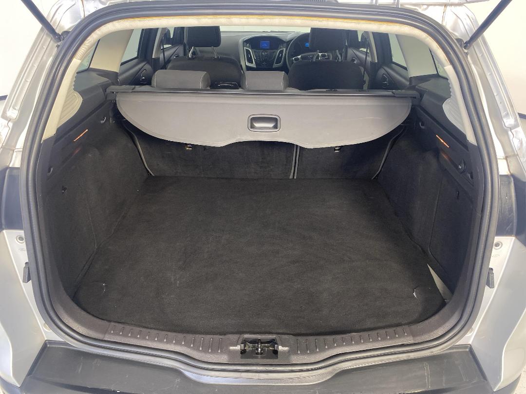 Photo '14' of Ford Focus Photo '14' of Ford Focus