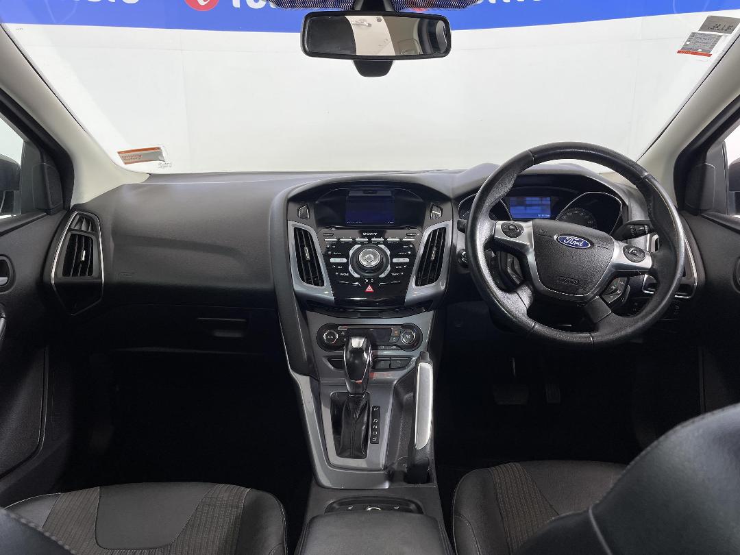 Photo '17' of Ford Focus