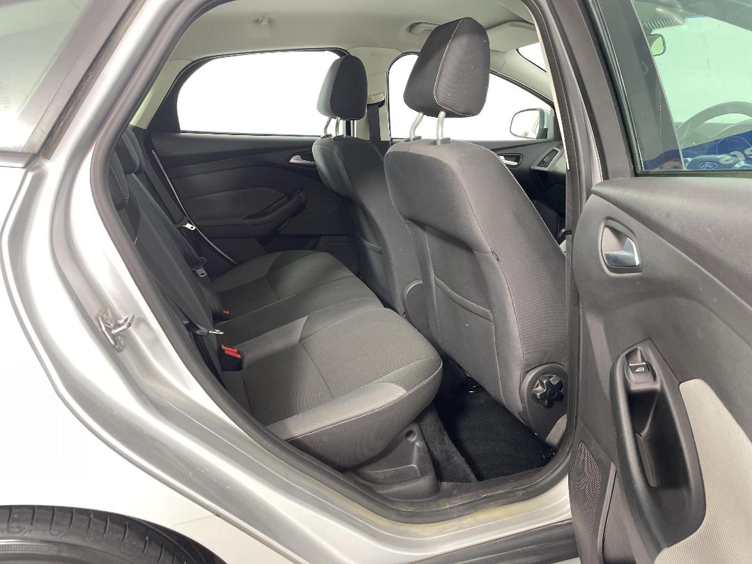 Photo '20' of Ford Focus Photo '20' of Ford Focus