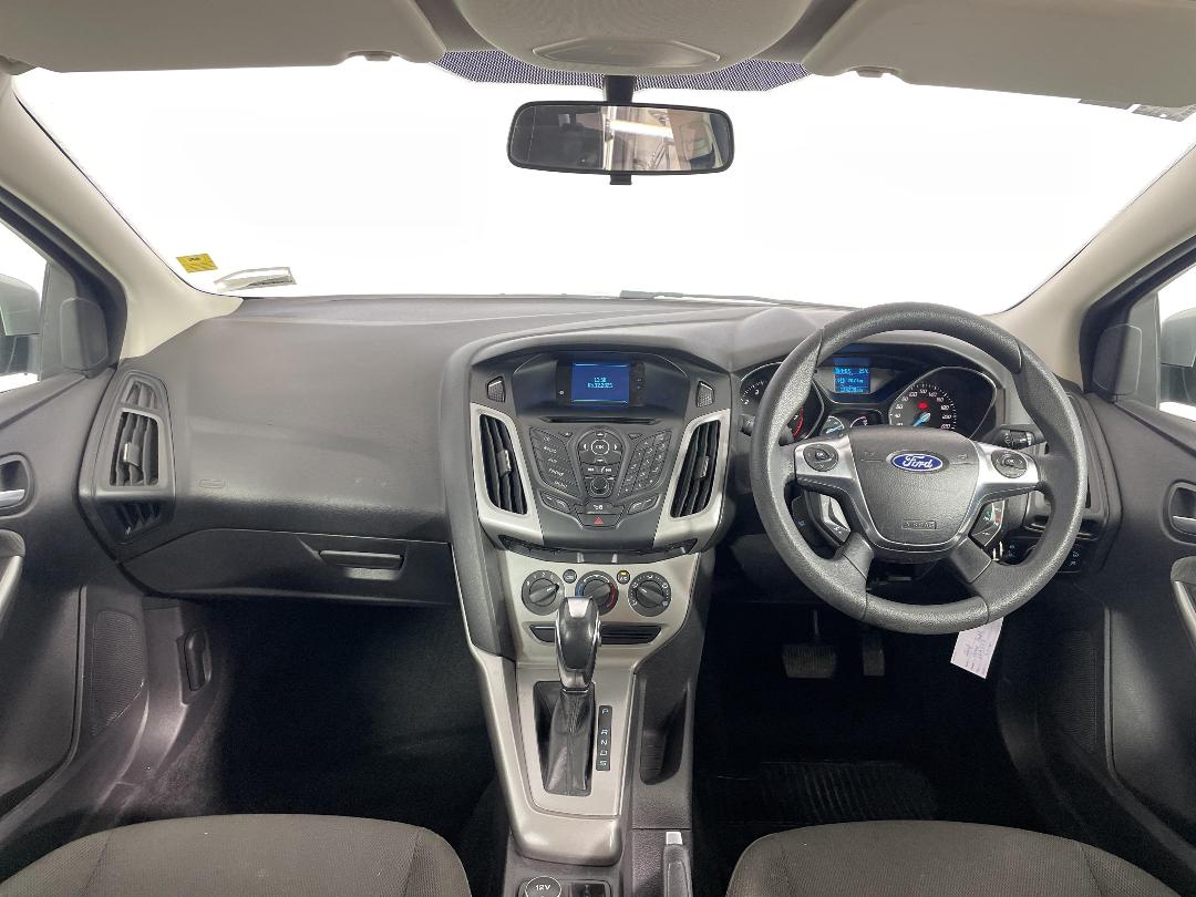 Photo '17' of Ford Focus Photo '17' of Ford Focus