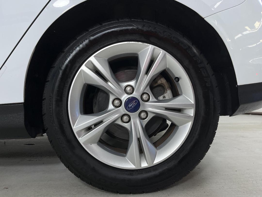 Photo '11' of Ford Focus