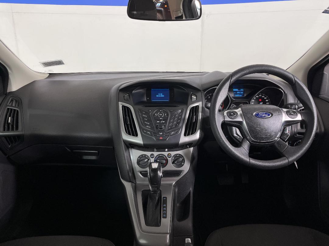 Photo '17' of Ford Focus