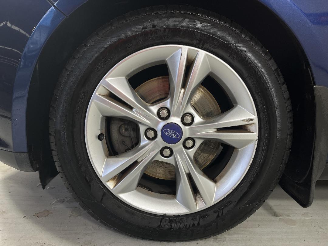 Photo '10' of Ford Focus