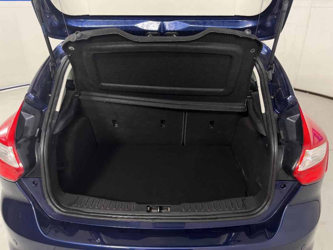 Photo '14' of Ford Focus