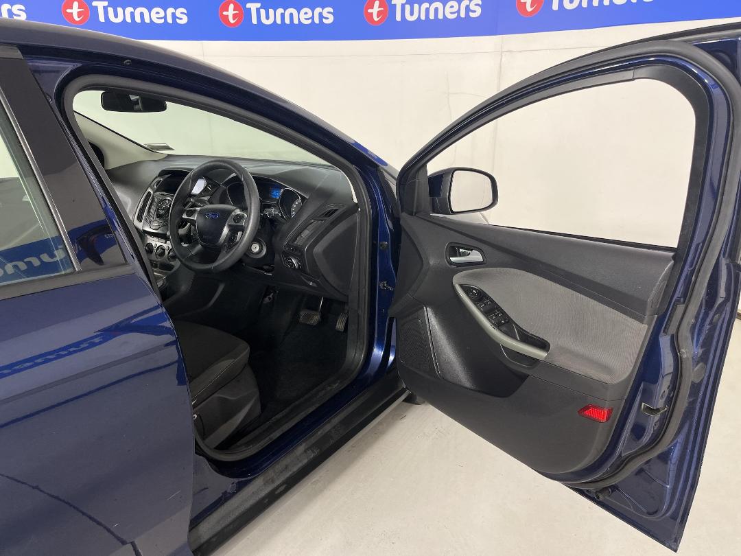 Photo '15' of Ford Focus