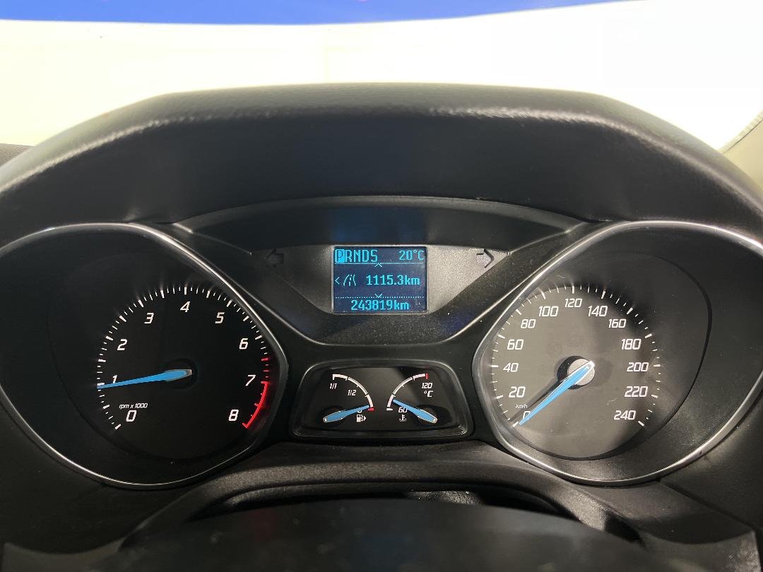 Photo '21' of Ford Focus