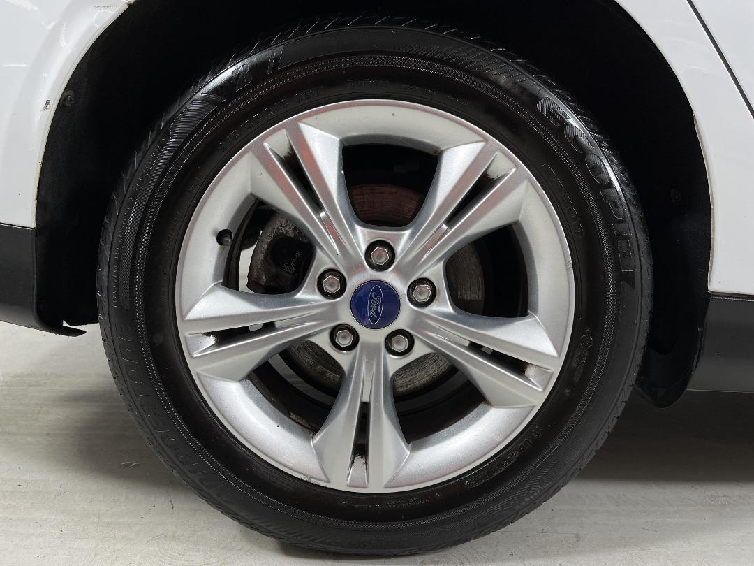 Photo '12' of Ford Focus