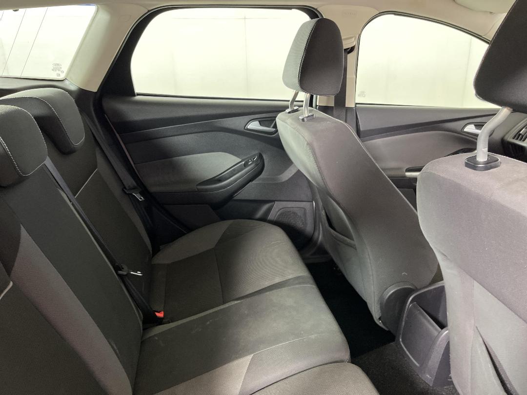 Photo '20' of Ford Focus