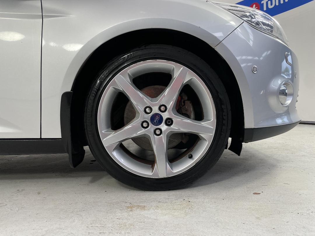 Photo '9' of Ford Focus