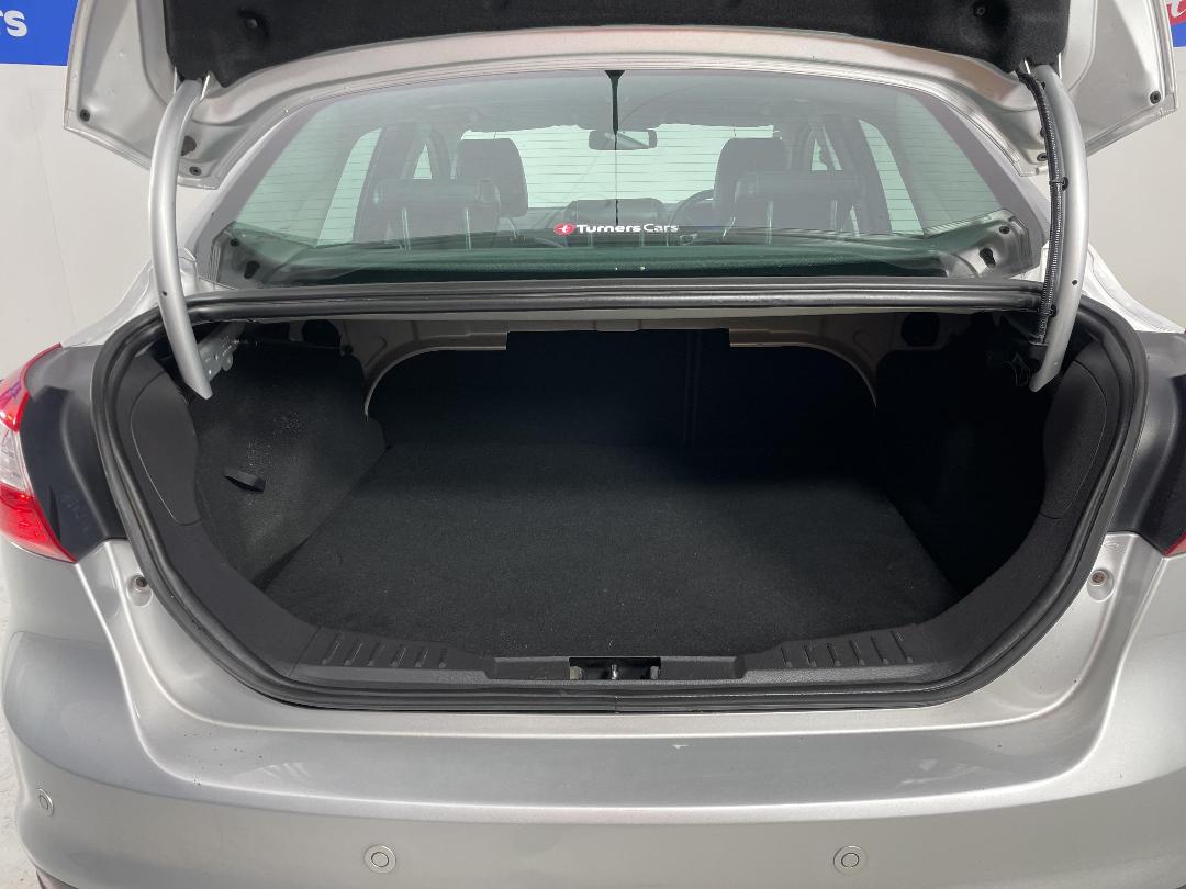 Photo '14' of Ford Focus