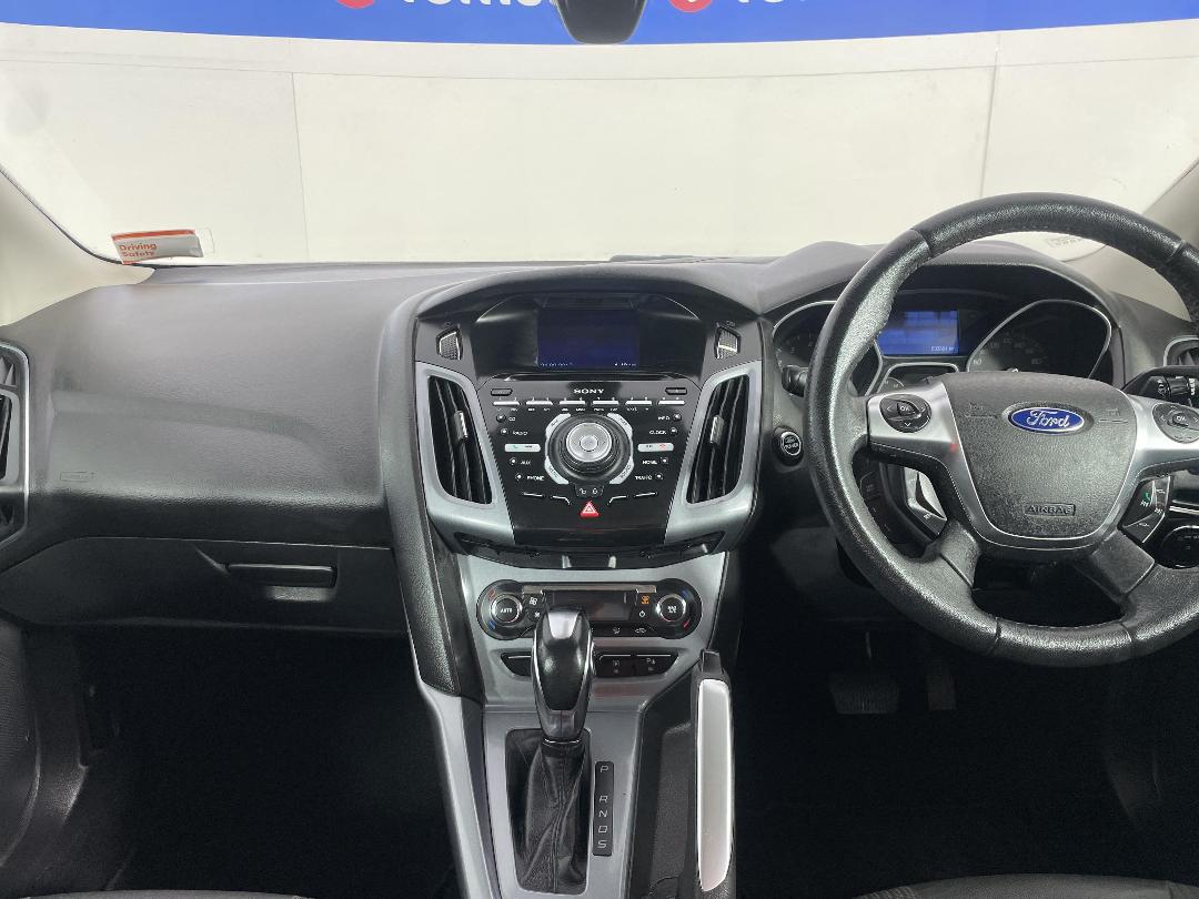 Photo '17' of Ford Focus