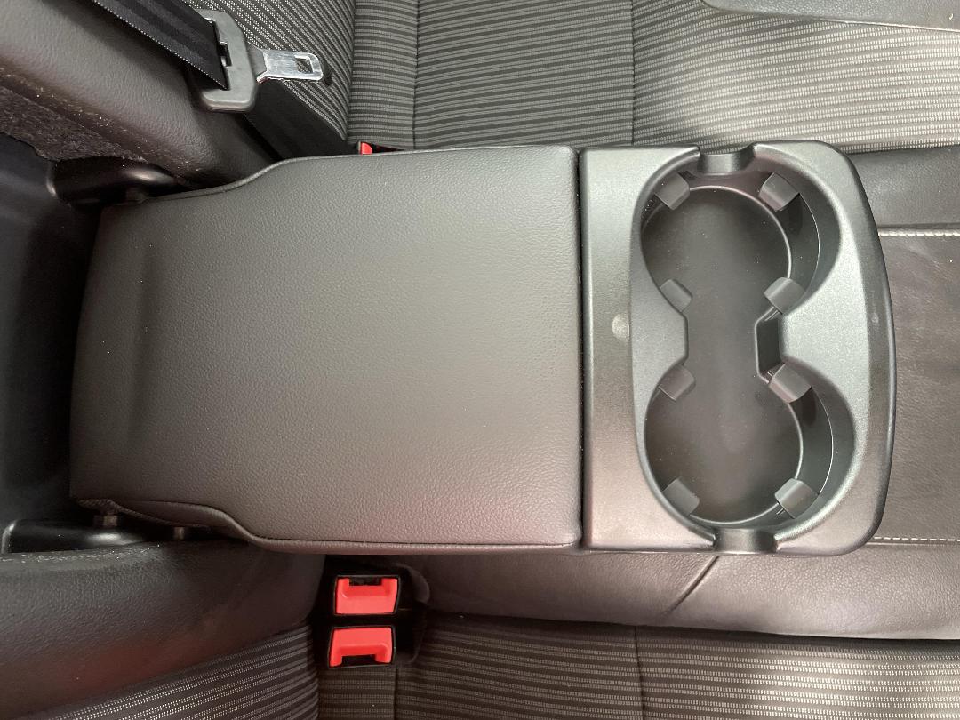 Photo '24' of Ford Focus