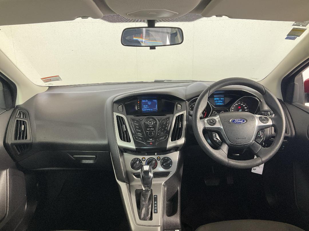 Photo '17' of Ford Focus Photo '17' of Ford Focus