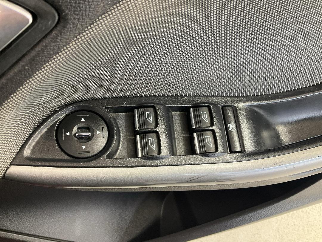 Photo '29' of Ford Focus Photo '29' of Ford Focus