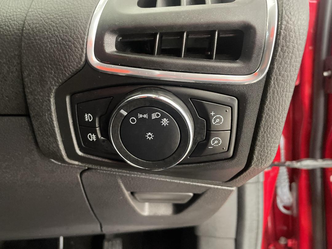 Photo '24' of Ford Focus Photo '24' of Ford Focus