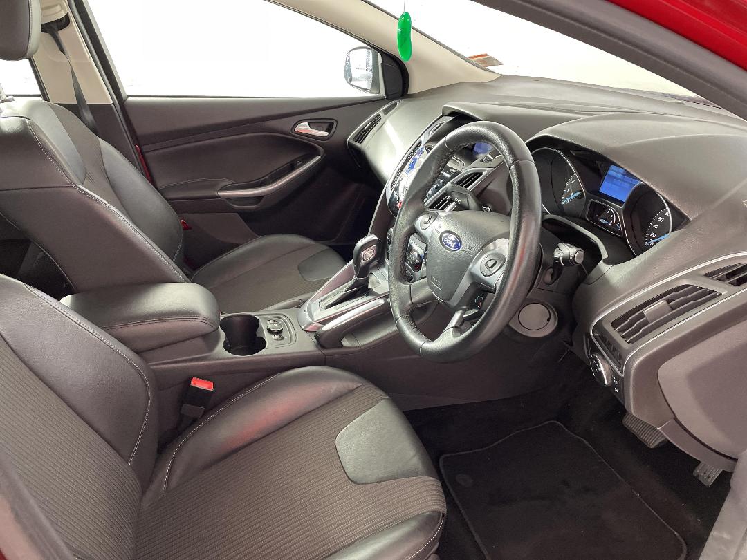 Photo '16' of Ford Focus Photo '16' of Ford Focus