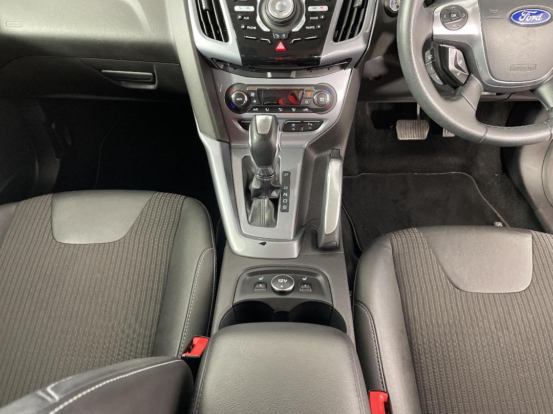 Photo '18' of Ford Focus Photo '18' of Ford Focus