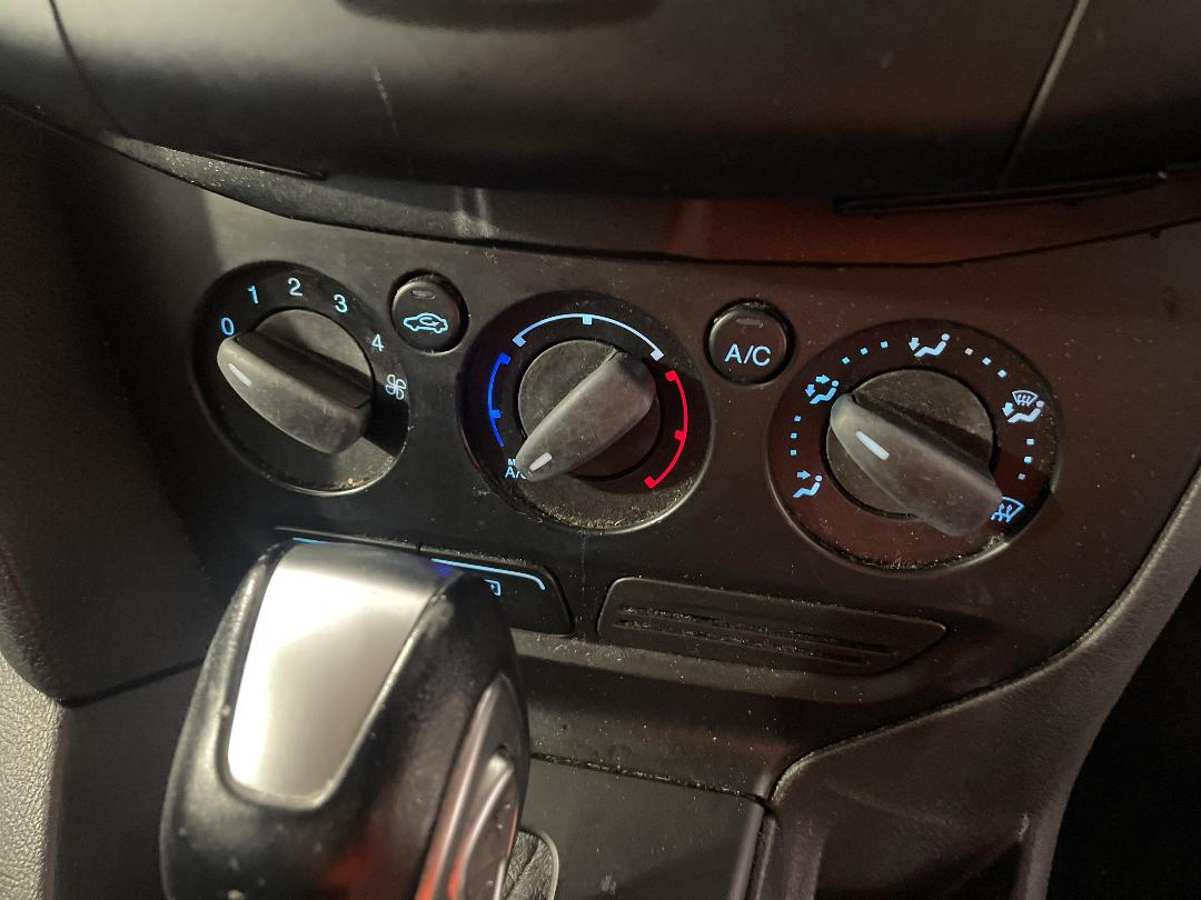 Photo '27' of Ford Focus Ambiente