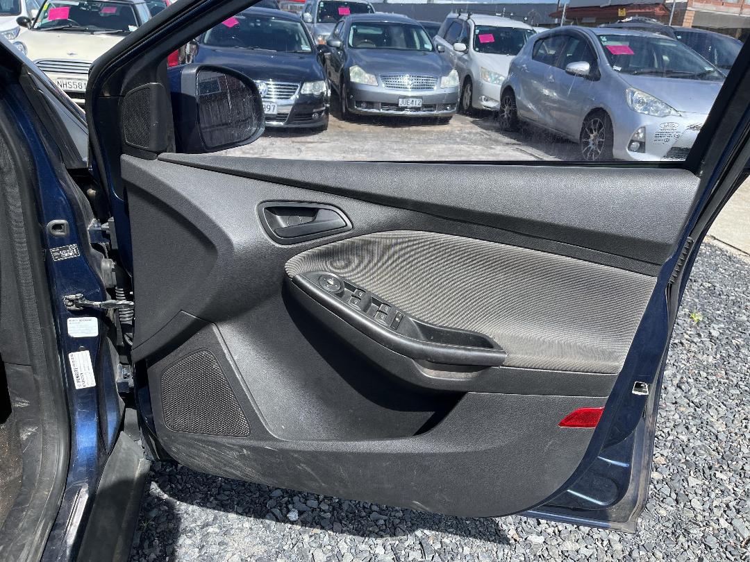 Photo '9' of Ford Focus Ambiente W