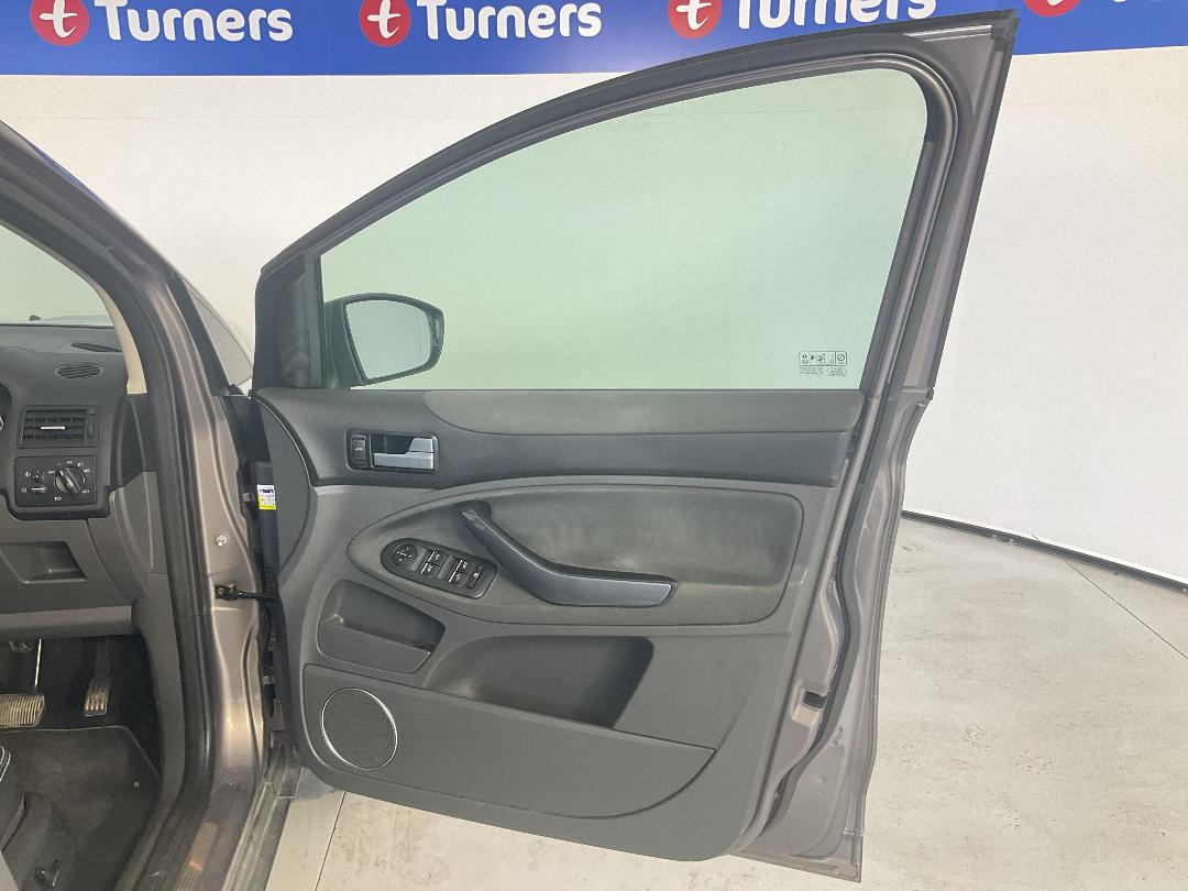 Photo '15' of Ford Kuga