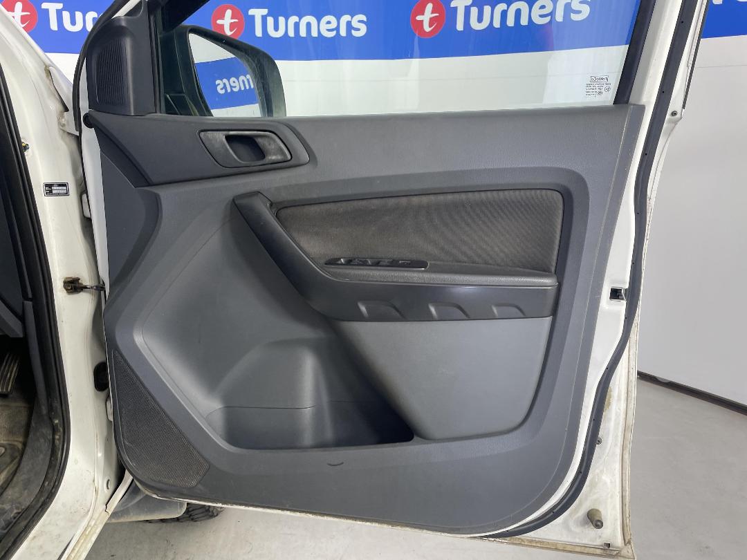 Photo '13' of Ford Ranger TD XL DC W/S