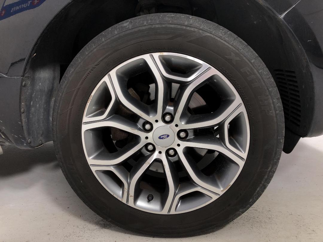 Photo '2' of Ford Territory Titanium