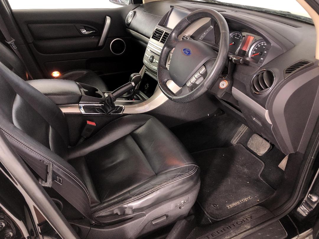 Photo '14' of Ford Territory Titanium