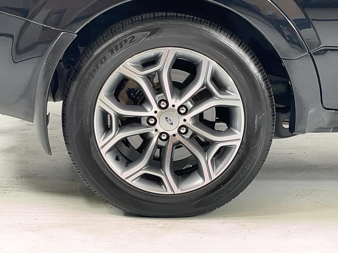 Photo '12' of Ford Territory