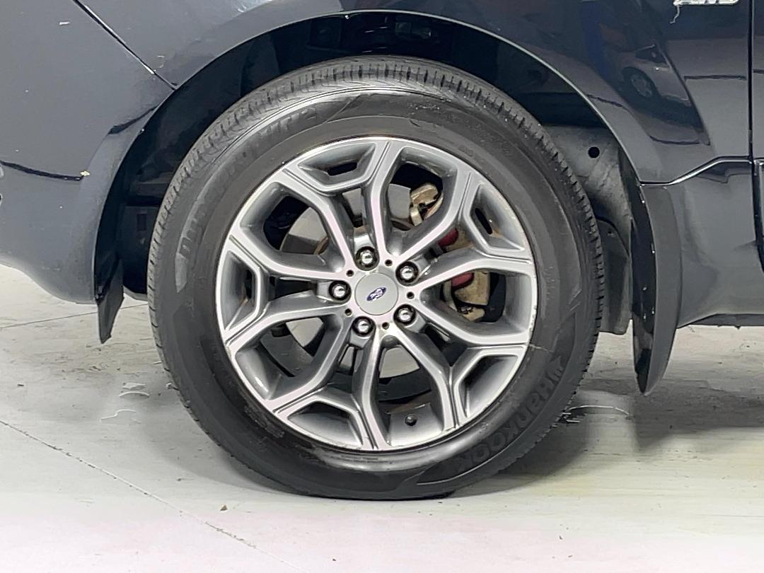 Photo '10' of Ford Territory