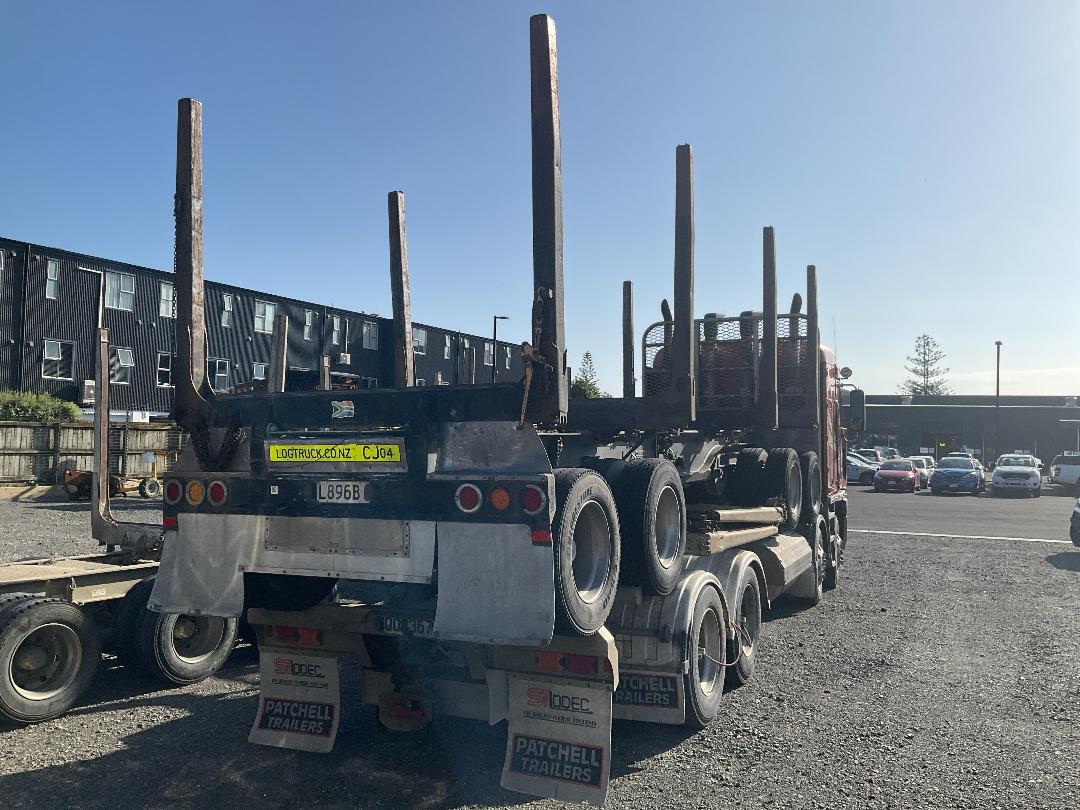 Photo '5' of Freightliner Argosy TSB Logger