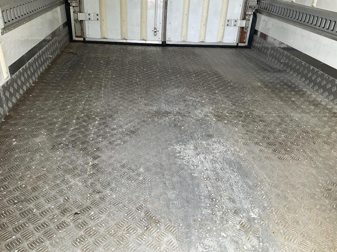 Photo '13' of Hino Dutro Chiller Photo '13' of Hino Dutro Chiller