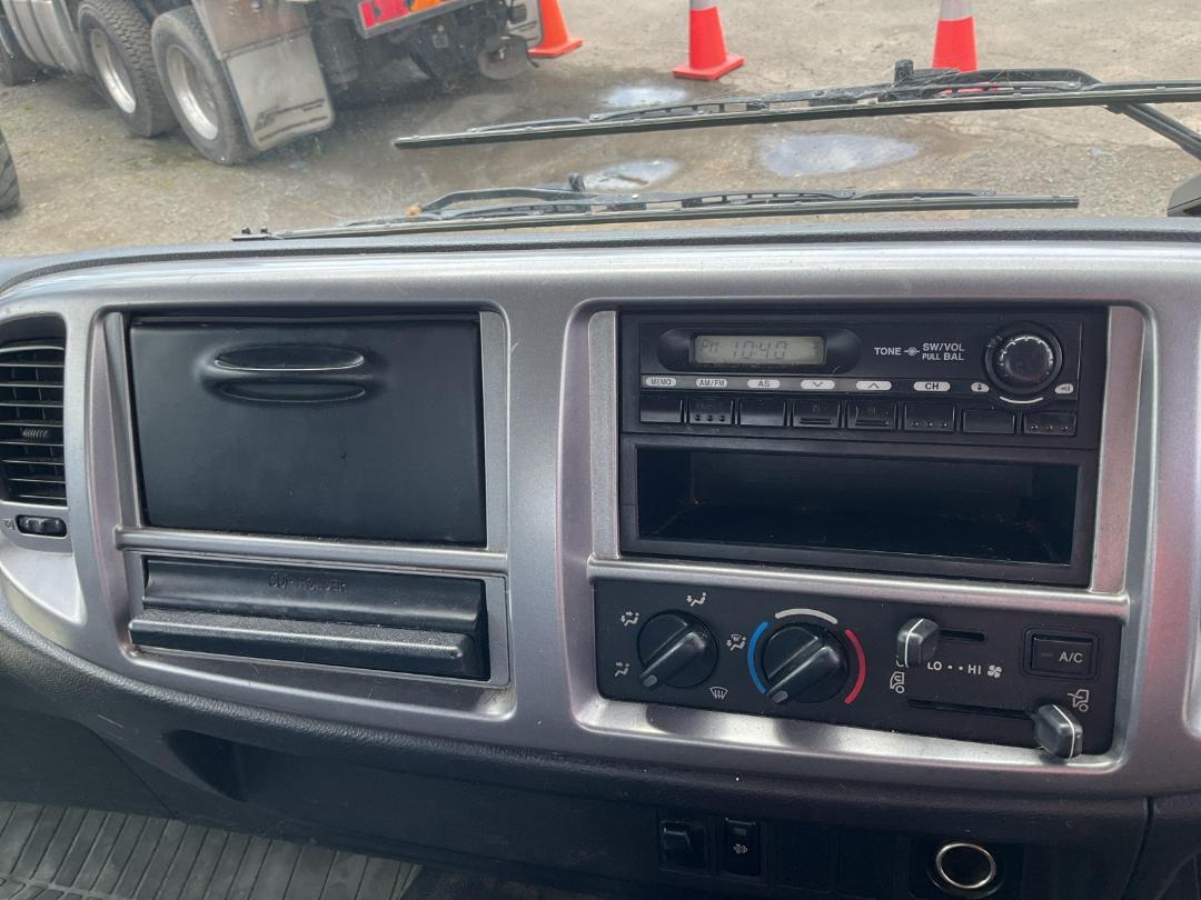 Photo '27' of Hino Ranger Tipper