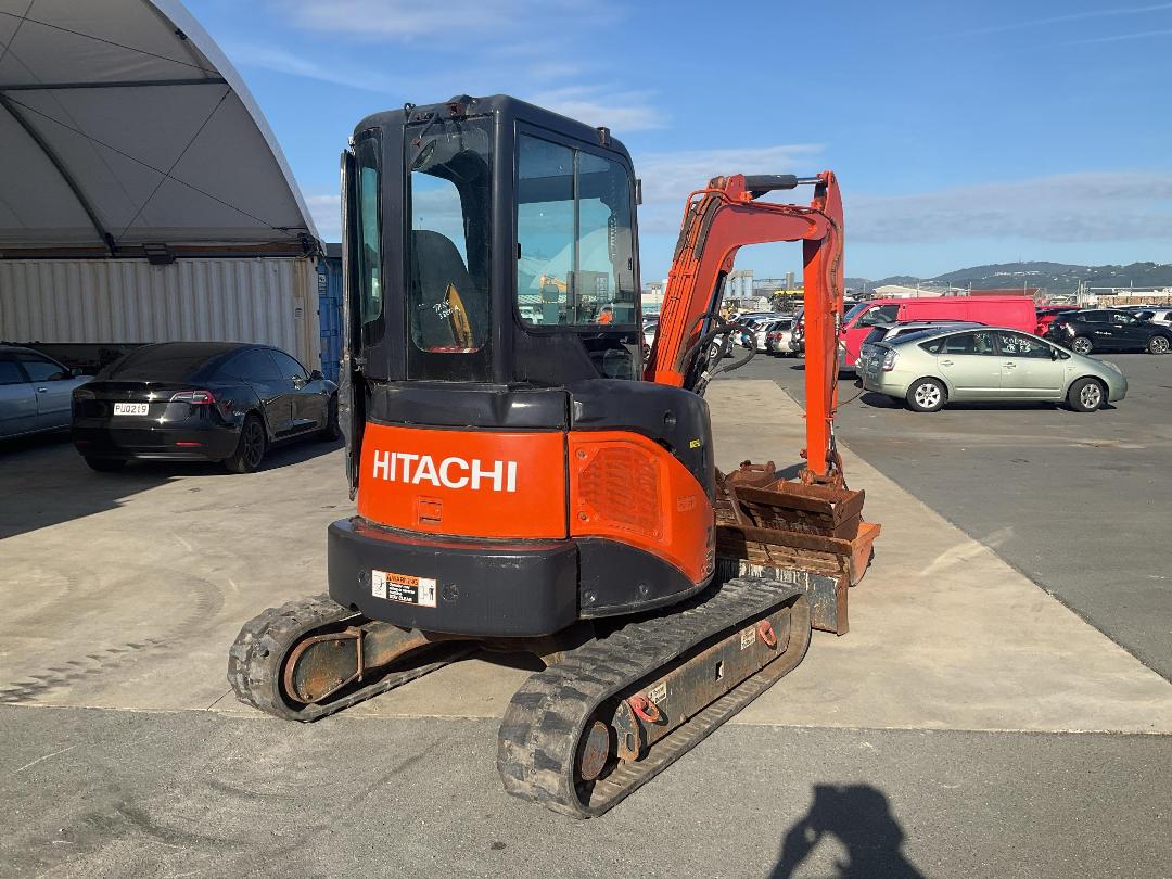 Photo '4' of HITACHI ZX35U-3F Excavator Photo '4' of HITACHI ZX35U-3F Excavator