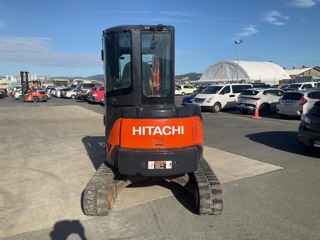 Photo '5' of HITACHI ZX35U-3F Excavator Photo '5' of HITACHI ZX35U-3F Excavator