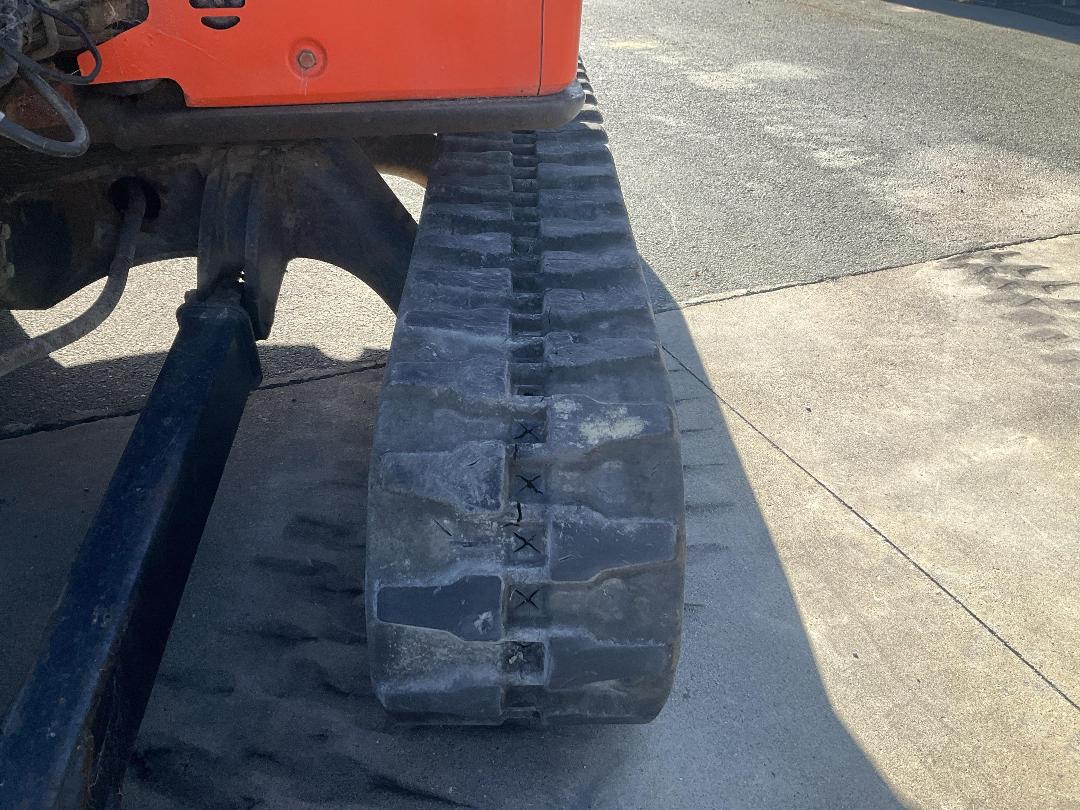 Photo '32' of HITACHI ZX35U-3F Excavator Photo '32' of HITACHI ZX35U-3F Excavator