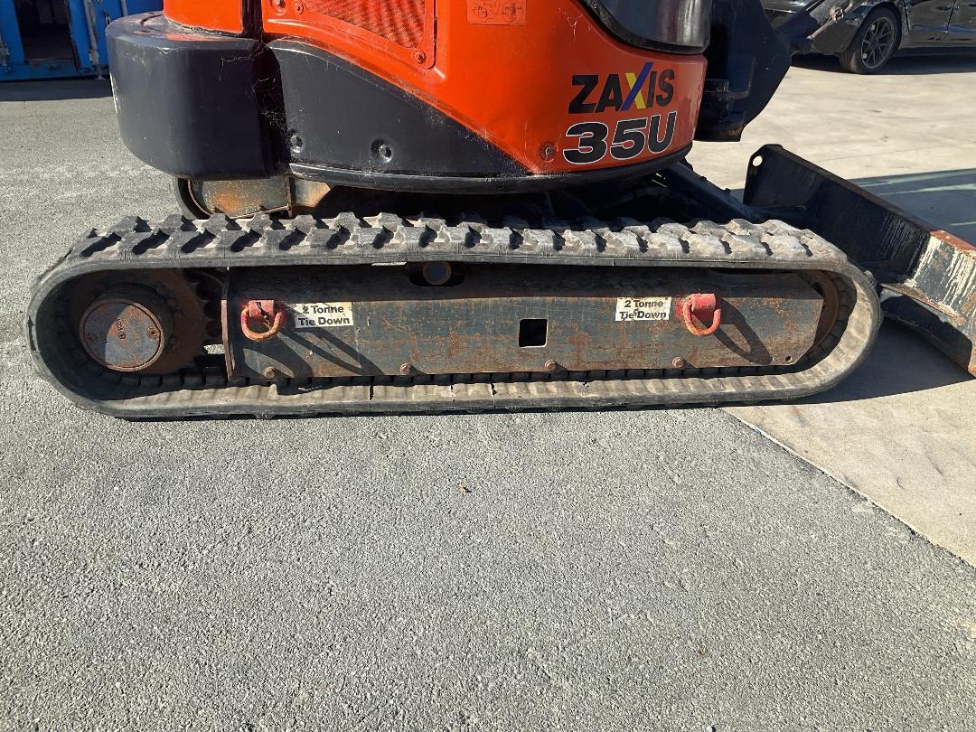 Photo '35' of HITACHI ZX35U-3F Excavator Photo '35' of HITACHI ZX35U-3F Excavator