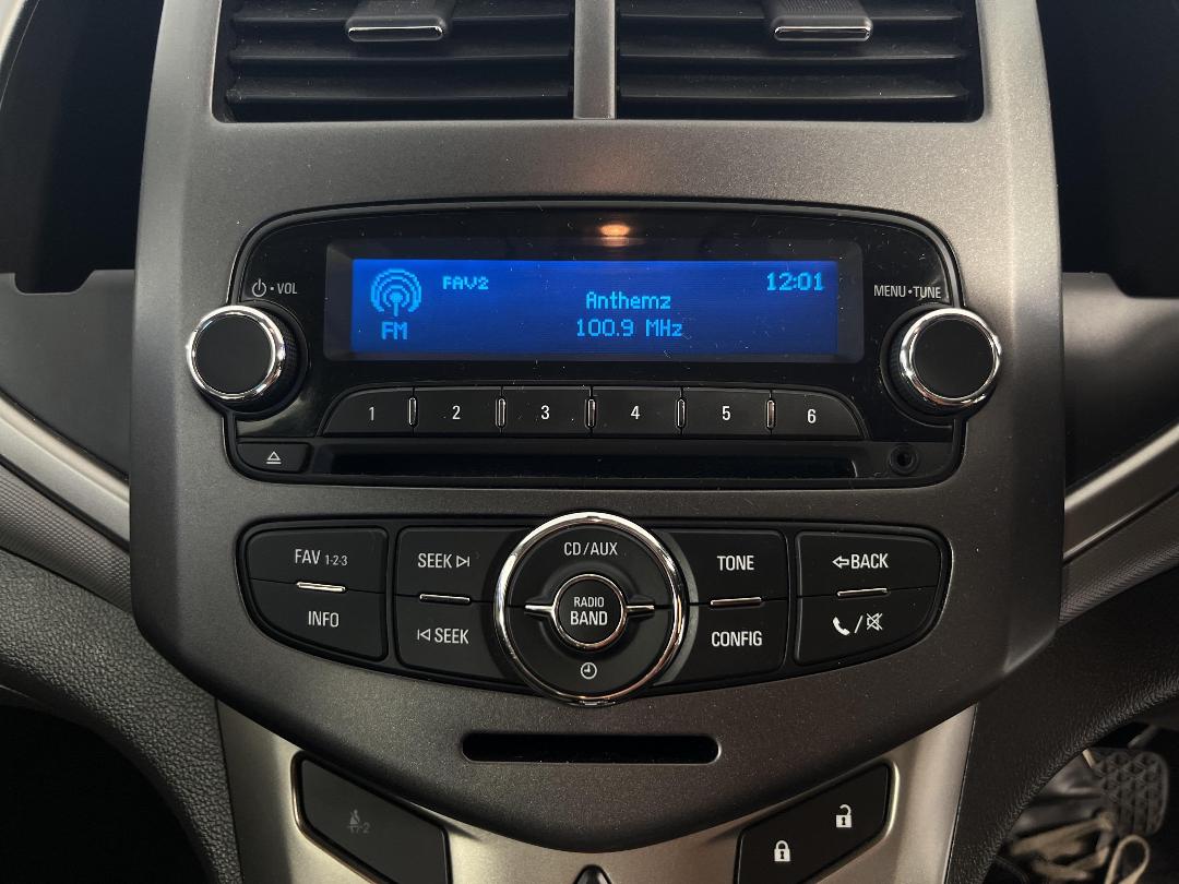 Photo '25' of Holden Barina