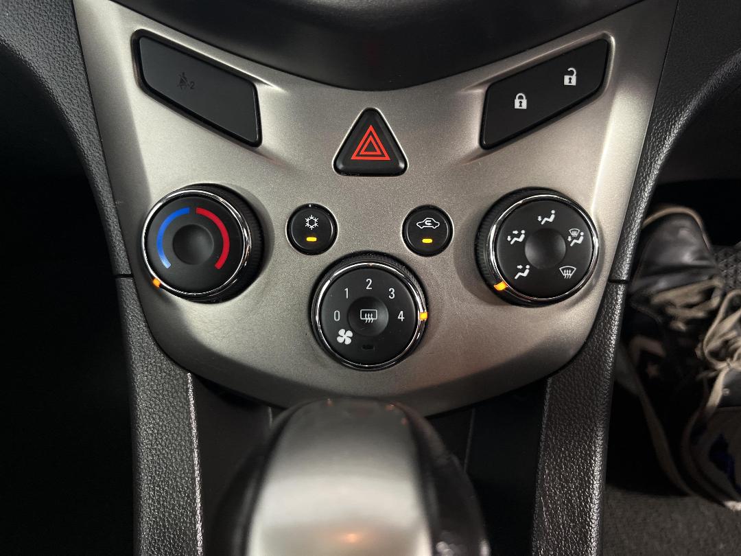 Photo '26' of Holden Barina