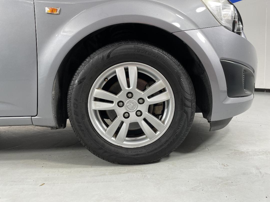 Photo '9' of Holden Barina