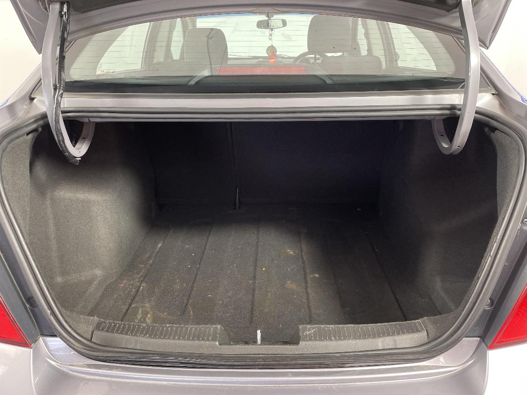 Photo '14' of Holden Barina