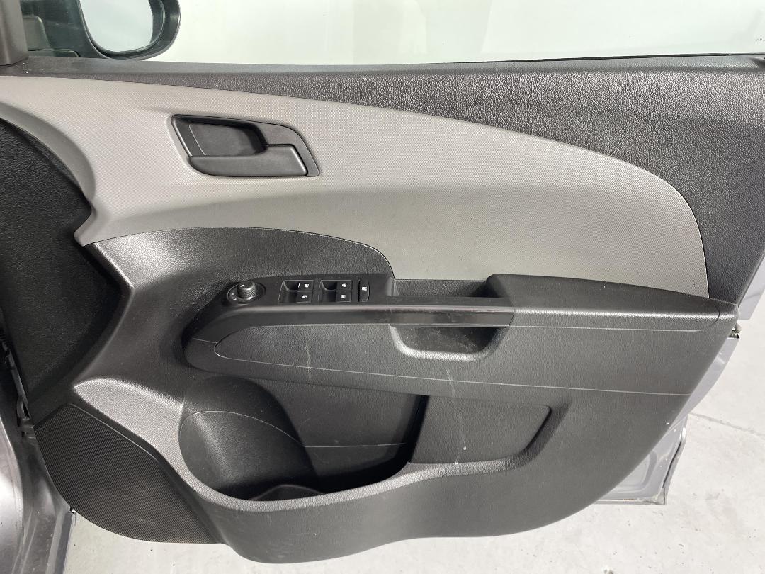 Photo '15' of Holden Barina