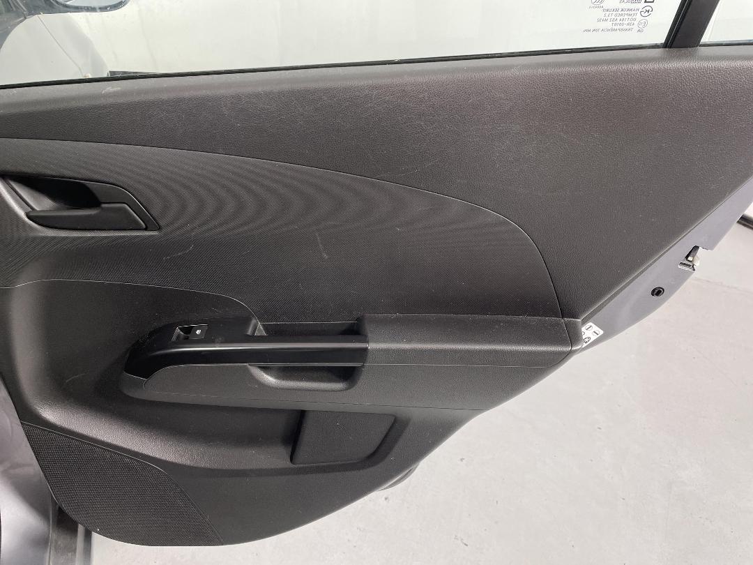 Photo '19' of Holden Barina